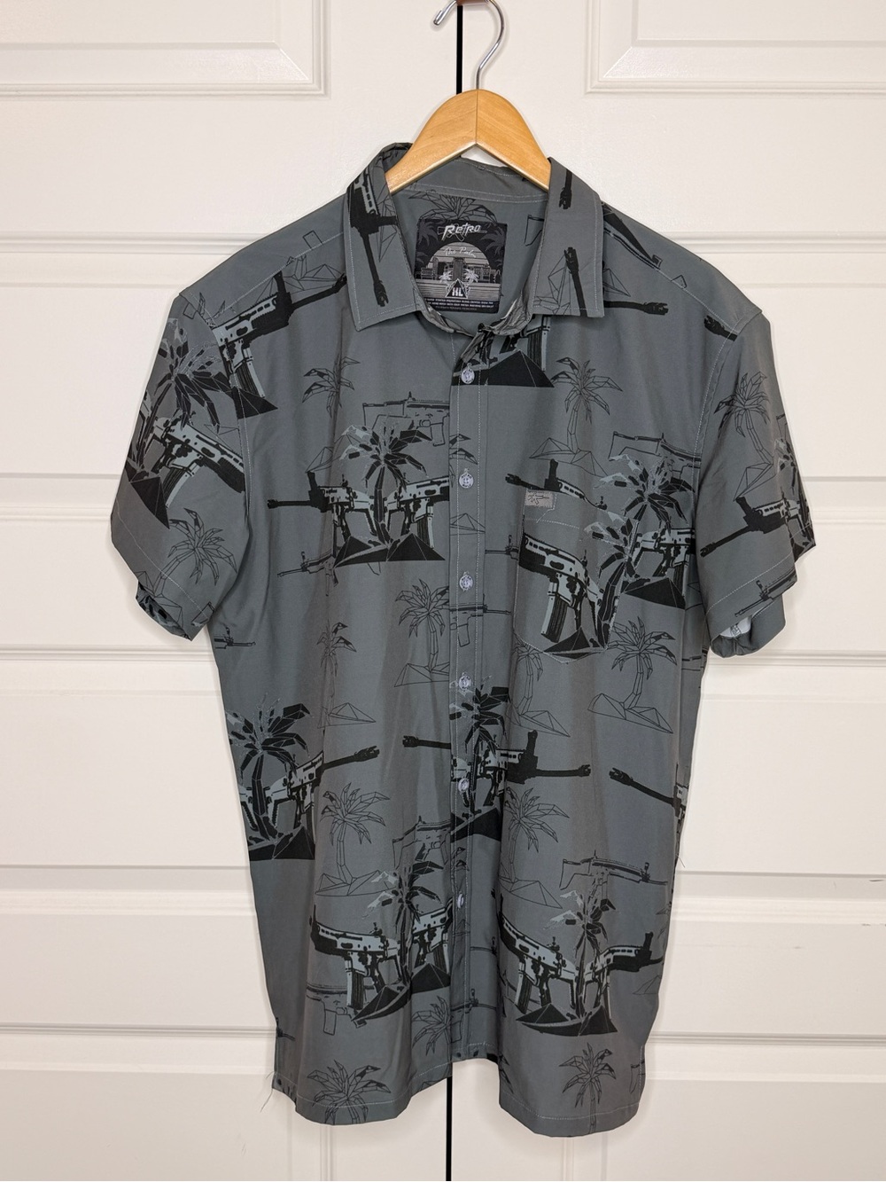 Etro Gray and Black Short-Sleeve Tropical Print Button-Down Shirt